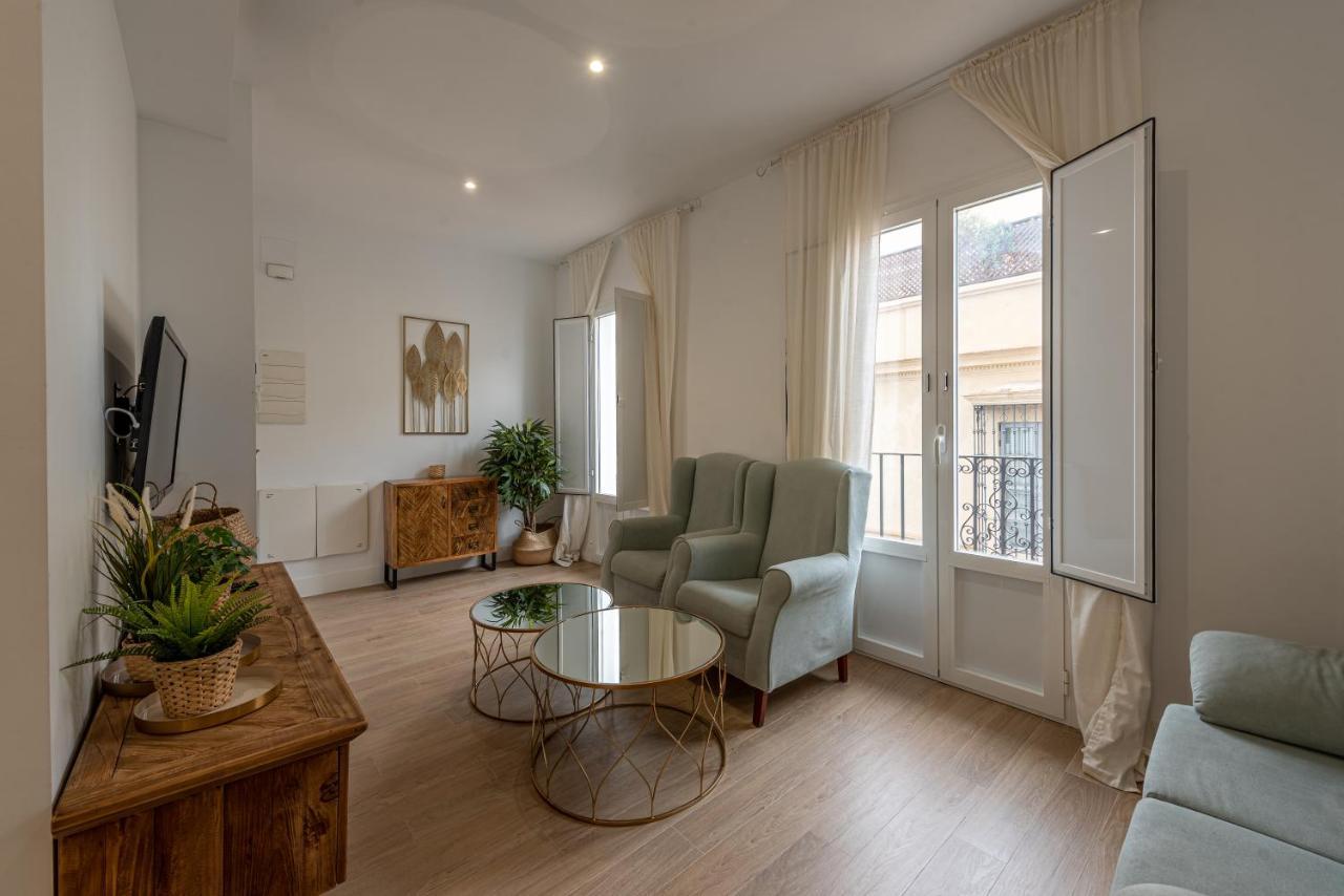 Modern With Balcony- 2Bd 2Bth- San Vicente Lägenhet Sevilla Exteriör bild